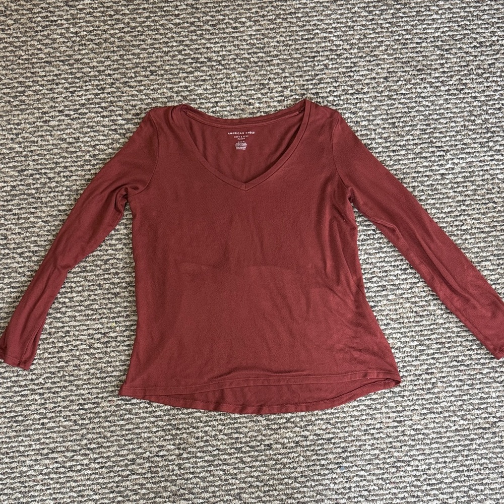 American Eagle Women's V-Neck Long Sleeve Top Soft & Sexy Plush - rust